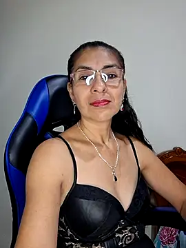 Natasha 50 online show from 01/13/26, 02:59