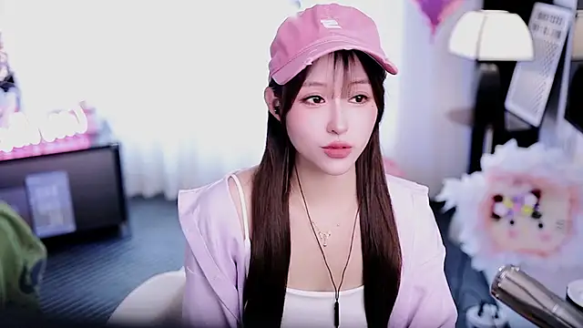 coward by online show from 04/18/26, 05:21