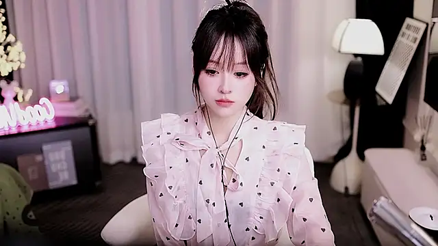 coward by online show from 02/28/26, 10:26