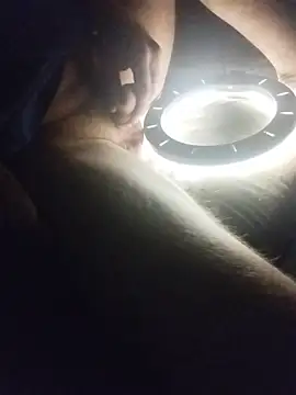 Snapshot of peepformance chatting on 12/19/25, 08:33 peepformance online show from 12/19/25, 08:33