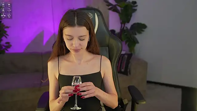 Snapshot of Regina_Sweet054 chatting on 09/14/25, 02:06 Regina Sweet054 online show from 09/14/25, 02:06