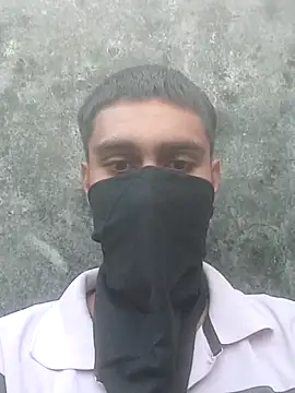 Snapshot of alwaysRonit chatting on 11/20/25, 11:44 alwaysRonit online show from 11/20/25, 11:44