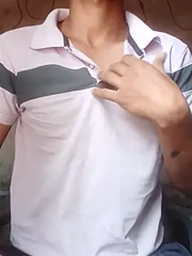 Snapshot of alwaysRonit chatting on 10/27/25, 05:08 alwaysRonit online show from 10/27/25, 05:08