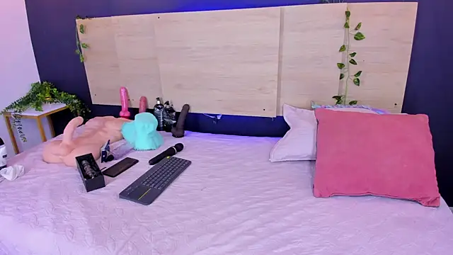 Amalia Bigass online show from 11/17/25, 04:38