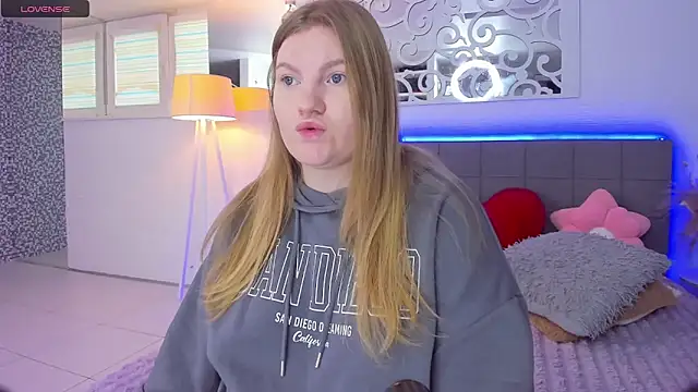 Snapshot of AshleyJoness chatting on 02/25/26, 06:13 AshleyJoness online show from 02/25/26, 06:13