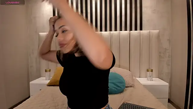 LiamCarterX online show from 05/01/26, 12:21