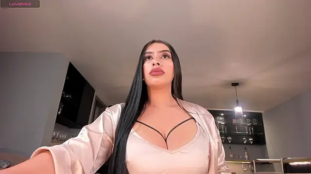 LeahLombardi  online show from 03/19/26, 03:39