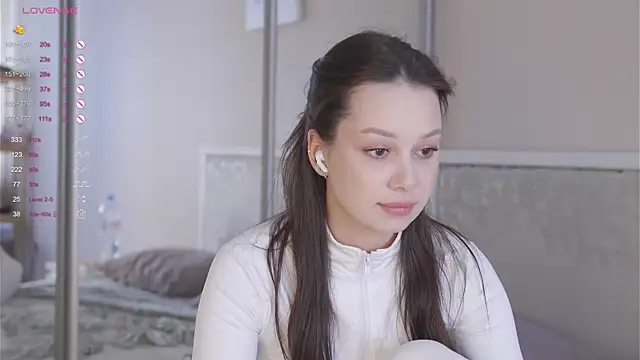 chillgirll online show from 03/22/26, 05:32