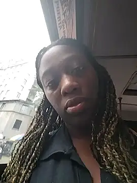 Snapshot of ebony-aston_eilin chatting on 01/13/26, 10:03 ebony-aston eilin online show from 01/13/26, 10:03