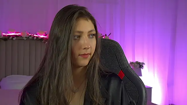 Mary Miiller online show from 09/28/25, 09:27