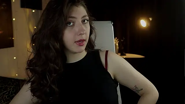 Mary Miiller online show from 03/04/26, 07:38