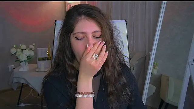 Mary Miiller online show from 02/17/26, 06:44