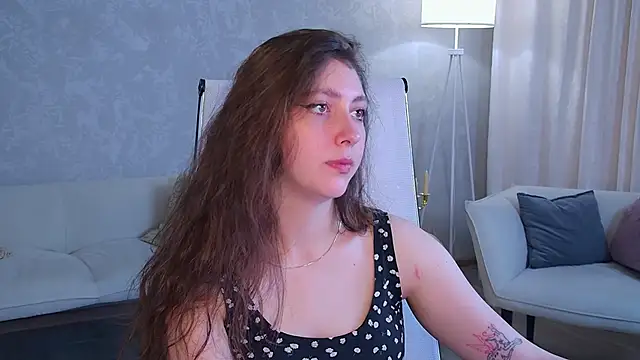 Mary Miiller online show from 05/27/26, 06:43