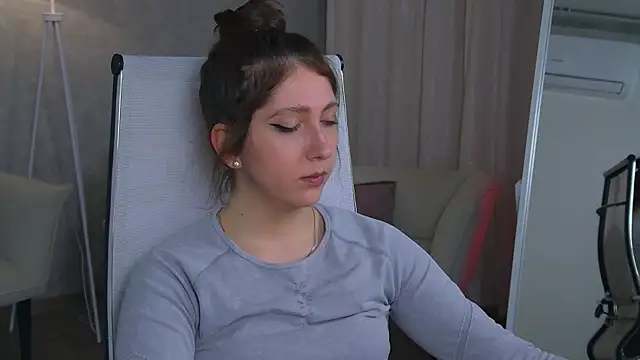 Mary Miiller online show from 11/14/25, 10:19