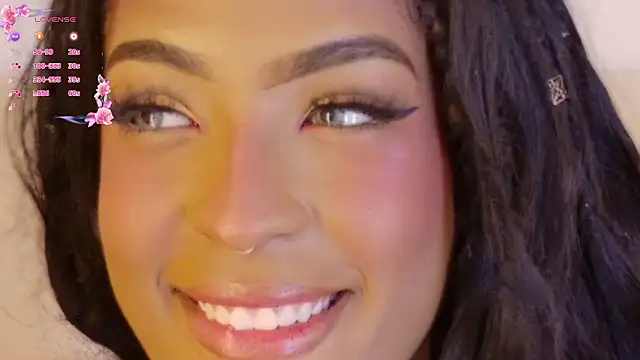 Emely Deluxe online show from 03/10/26, 11:03