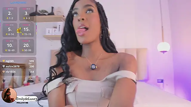 Snapshot of Emely_Deluxe chatting on 11/25/25, 11:43 Emely Deluxe online show from 11/25/25, 11:43