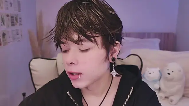 PaulTexx online show from 11/17/25, 07:07