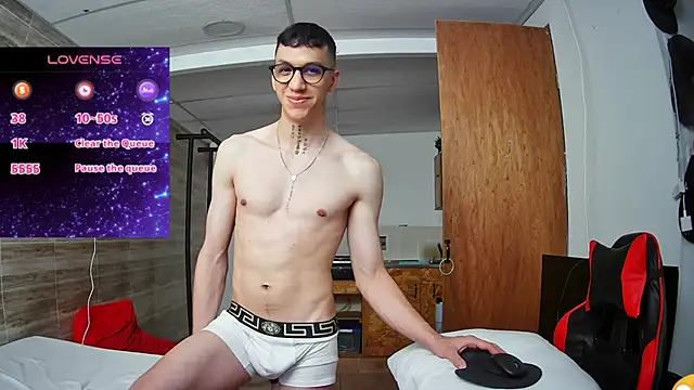 angelicious  online show from 11/02/25, 01:16