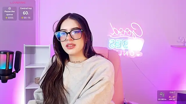 Alice Vixen online show from 11/08/25, 12:42