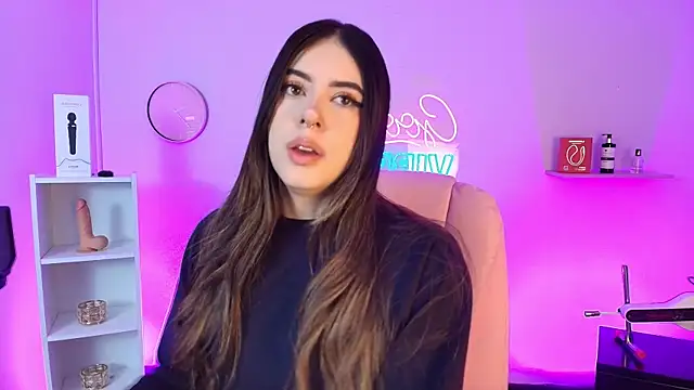 Alice Vixen online show from 10/22/25, 12:26