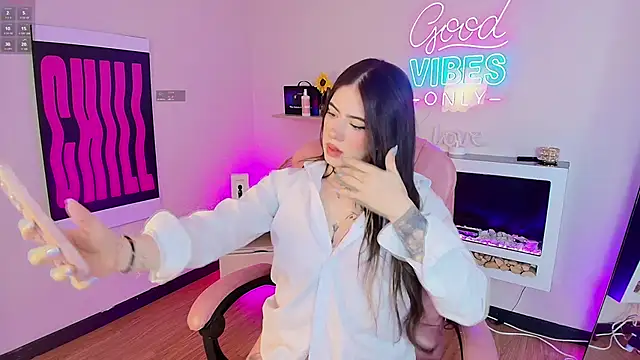 Alice Vixen online show from 03/16/26, 12:09