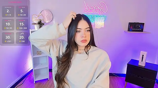 Alice Vixen online show from 12/22/25, 12:38