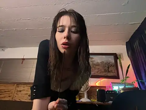 the holy t online show from 10/18/25, 05:15