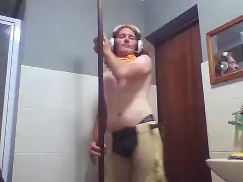 untamedredsnake online show from 03/03/26, 10:06