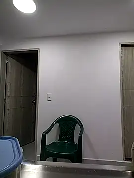 Eimy-04 online show from 10/20/25, 10:43