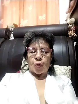 OliviaMorris1 online show from 09/28/25, 11:17
