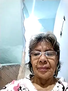OliviaMorris1 online show from 05/09/26, 03:15