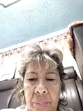 OliviaMorris1 online show from 05/12/26, 11:05