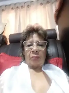 Snapshot of OliviaMorris1 chatting on 06/12/26, 12:25 OliviaMorris1 online show from 06/12/26, 12:25