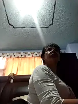 OliviaMorris1 online show from 10/10/25, 07:47
