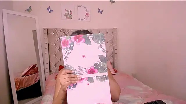 bonniebakerz1 online show from 12/02/25, 04:58