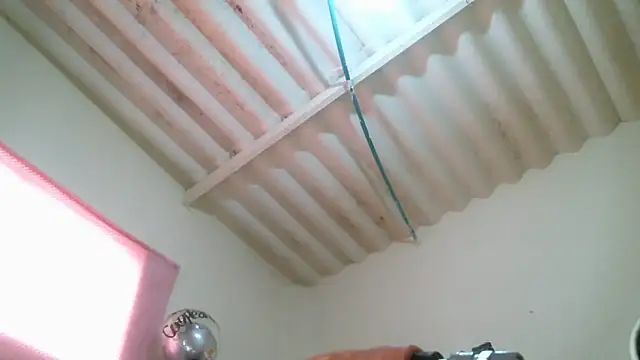 Snapshot of Monserrat_Sweet chatting on 11/18/25, 08:56 Monserrat Sweet online show from 11/18/25, 08:56