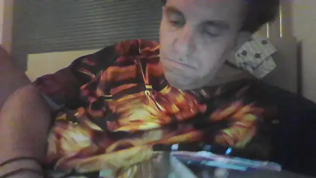 Snapshot of JasperGeil chatting on 10/14/25, 11:04 JasperGeil online show from 10/14/25, 11:04