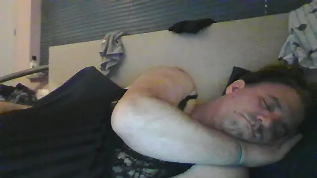 Snapshot of JasperGeil chatting on 10/08/25, 05:42 JasperGeil online show from 10/08/25, 05:42