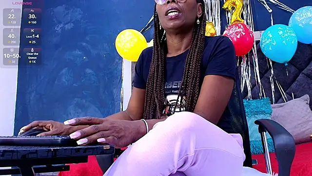 Snapshot of ebony__jheim chatting on 07/09/26, 12:15 ebony jheim online show from 07/09/26, 12:15