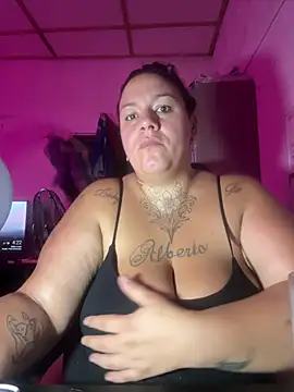 Snapshot of valen1891 chatting on 01/16/26, 07:23 valen1891 online show from 01/16/26, 07:23