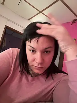 Snapshot of valen1891 chatting on 04/13/26, 03:49 valen1891 online show from 04/13/26, 03:49