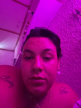 Snapshot of valen1891 chatting on 01/11/26, 11:17 valen1891 online show from 01/11/26, 11:17