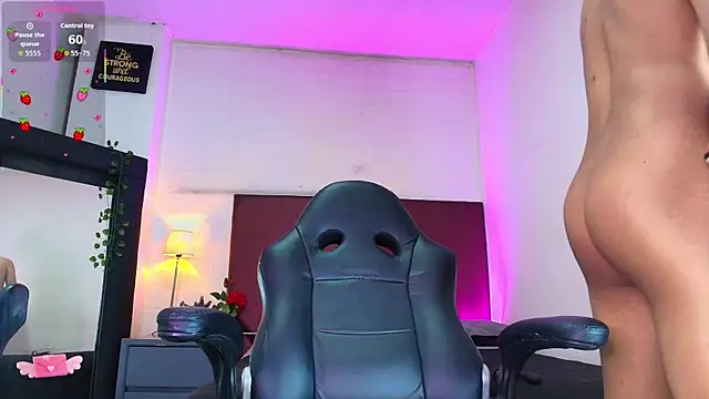 Lucass love online show from 01/12/26, 02:24