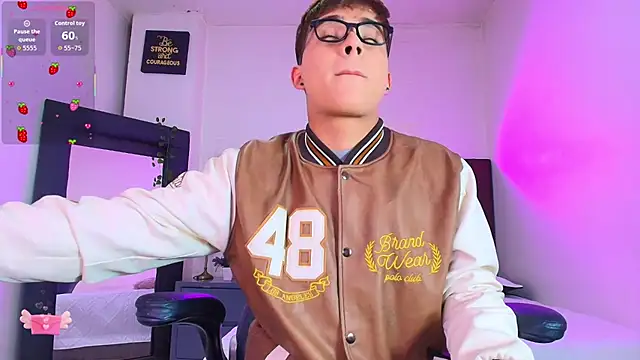 Lucass love online show from 01/13/26, 01:37