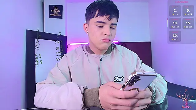 Lucass love online show from 10/08/25, 01:23