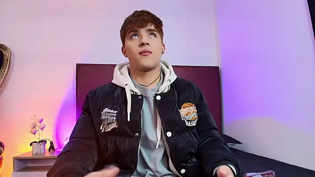 Lucass love online show from 03/18/26, 01:24