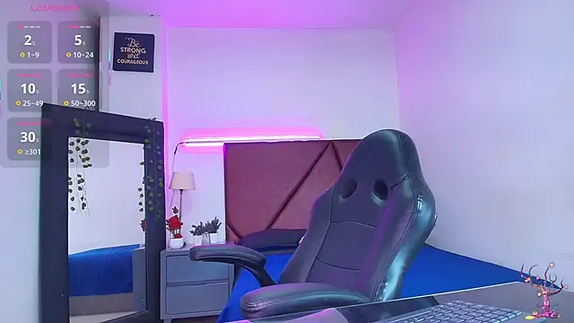 Lucass love online show from 10/25/25, 04:40