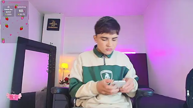 Lucass love online show from 12/15/25, 01:28