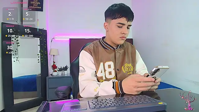 Lucass love online show from 10/26/25, 12:49