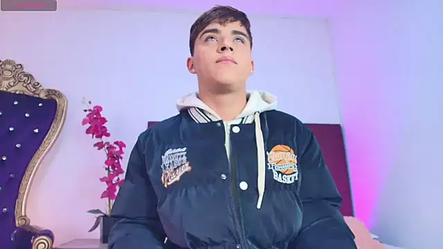 Lucass love online show from 02/13/26, 01:00